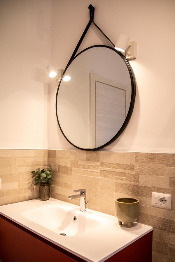 Fara1 Guesthouse Бари Екстериор снимка